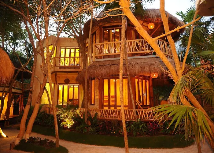 Alaya Beachfront Hotel 4*